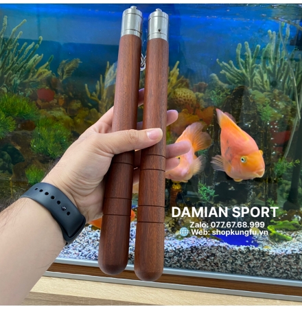 Côn Nhị Khúc Gỗ Căm Xe Tròn Lý Tiểu Long  - Dây Xích ( Bộ )